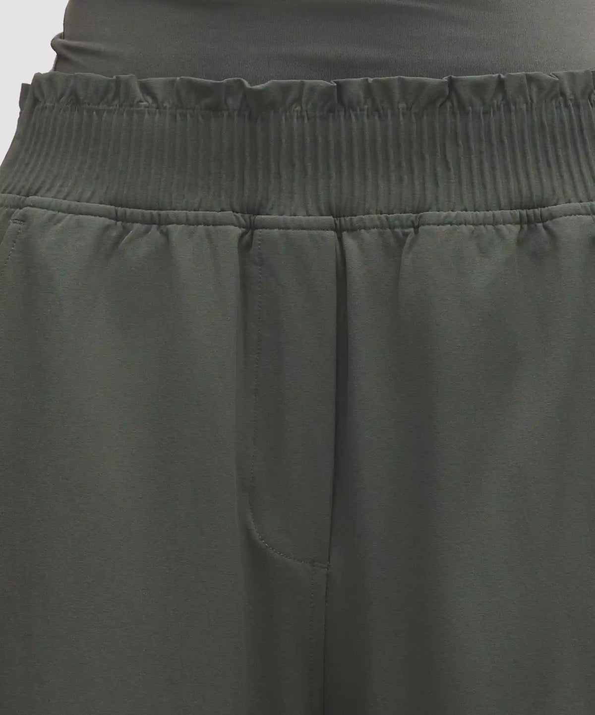 Stretch Woven Ruffle-Waist Wide-Leg Cropped Pant