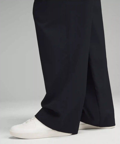 Pleat-Front High-Rise Trouser *Regular