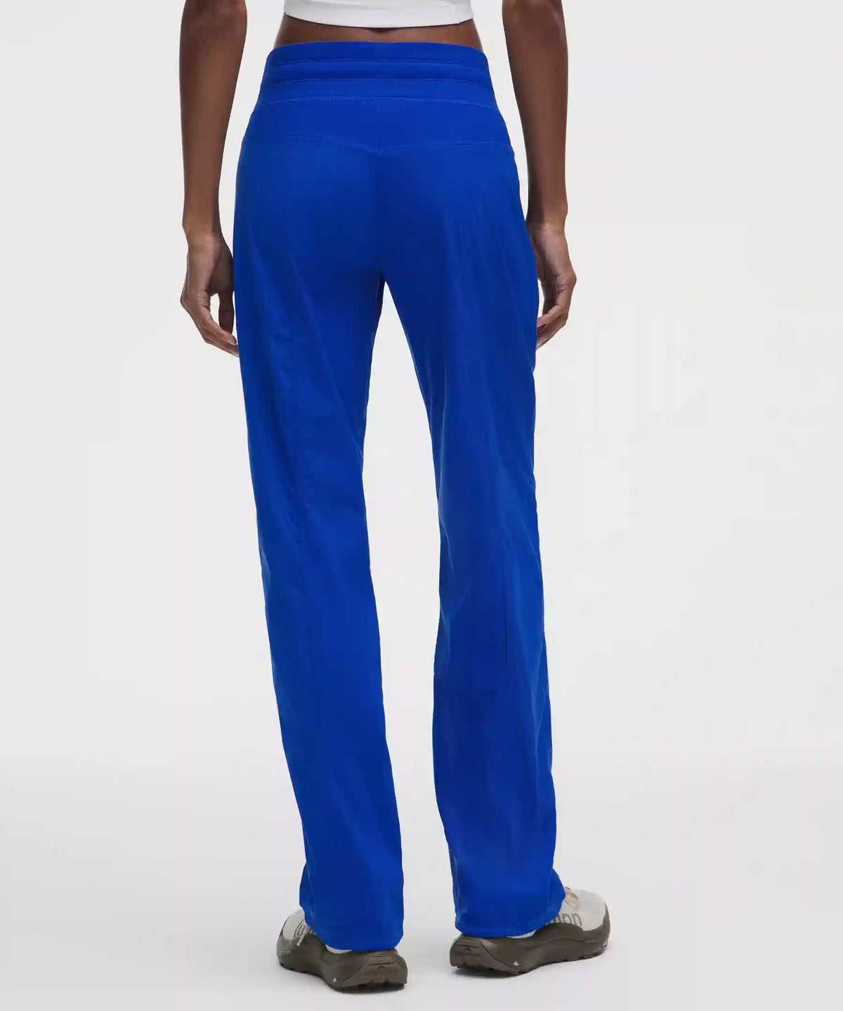 Dance Studio Mid-Rise Pant *Short