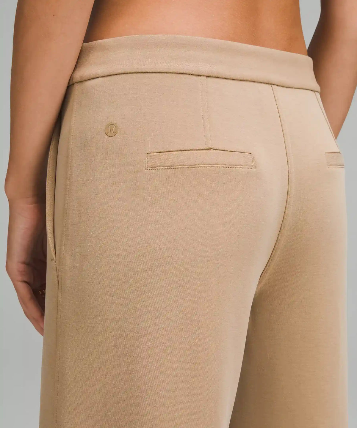 Softstreme Pintuck Mid-Rise Pant *Regular