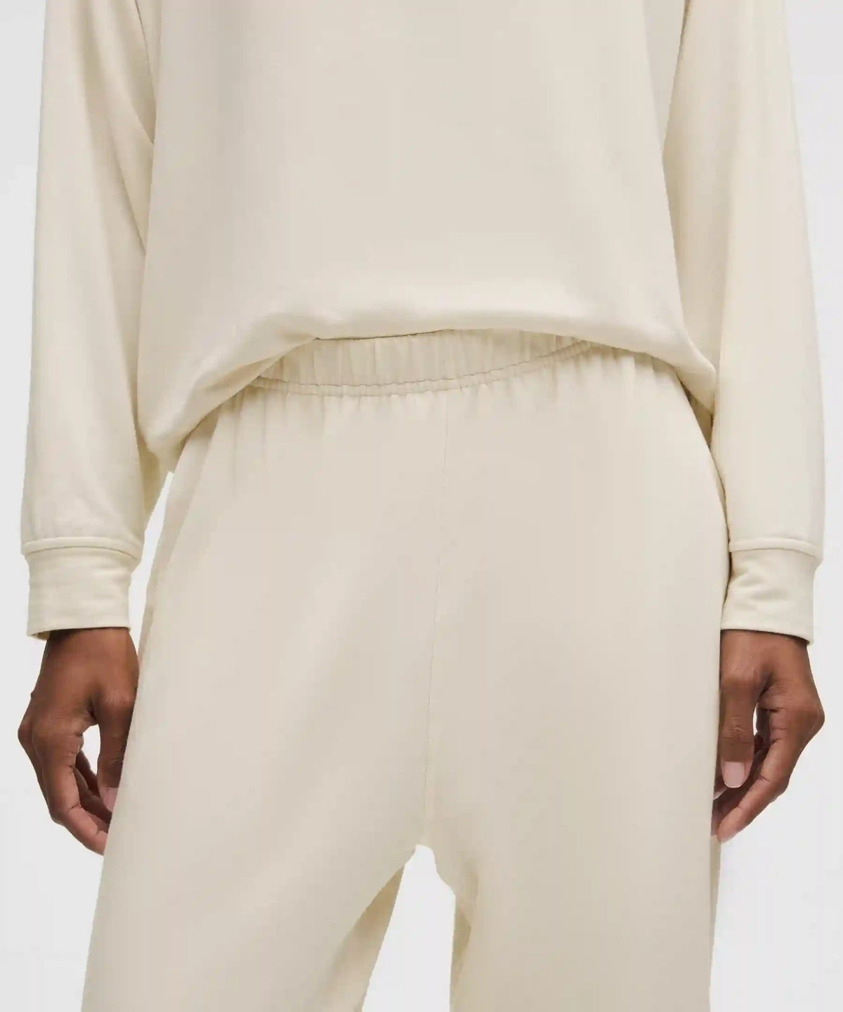 BeCalm Oversized Mid-Rise Pant