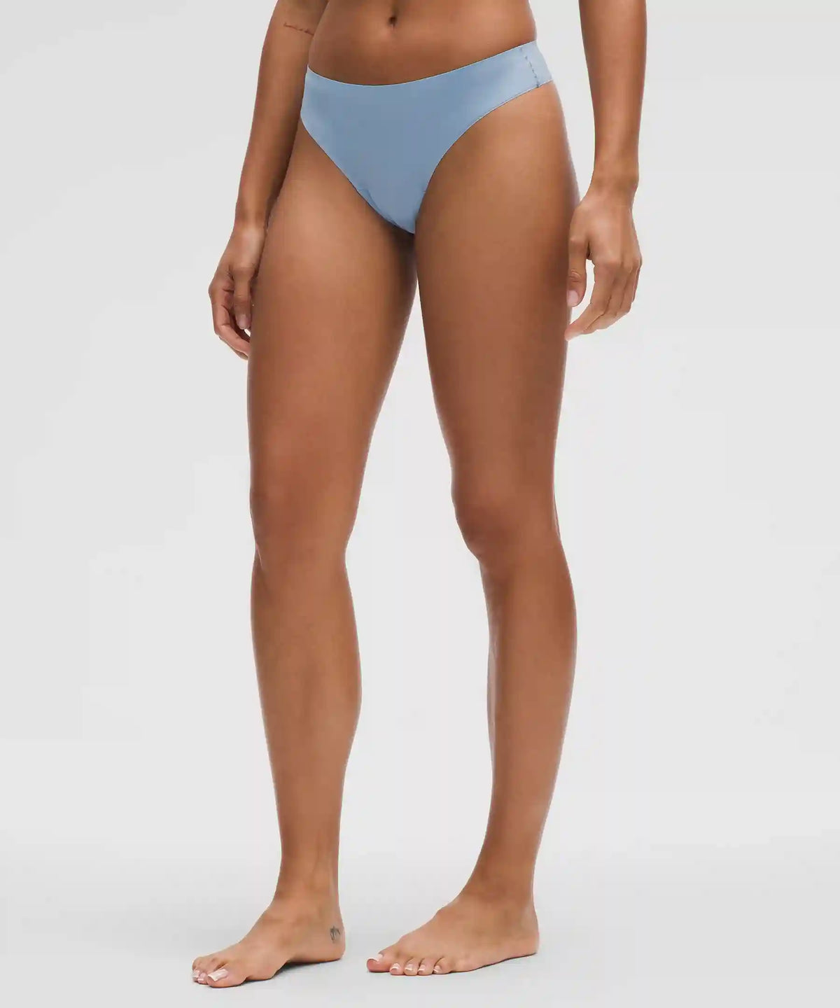 InvisiWear Mid-Rise Thong Underwear *3 Pack