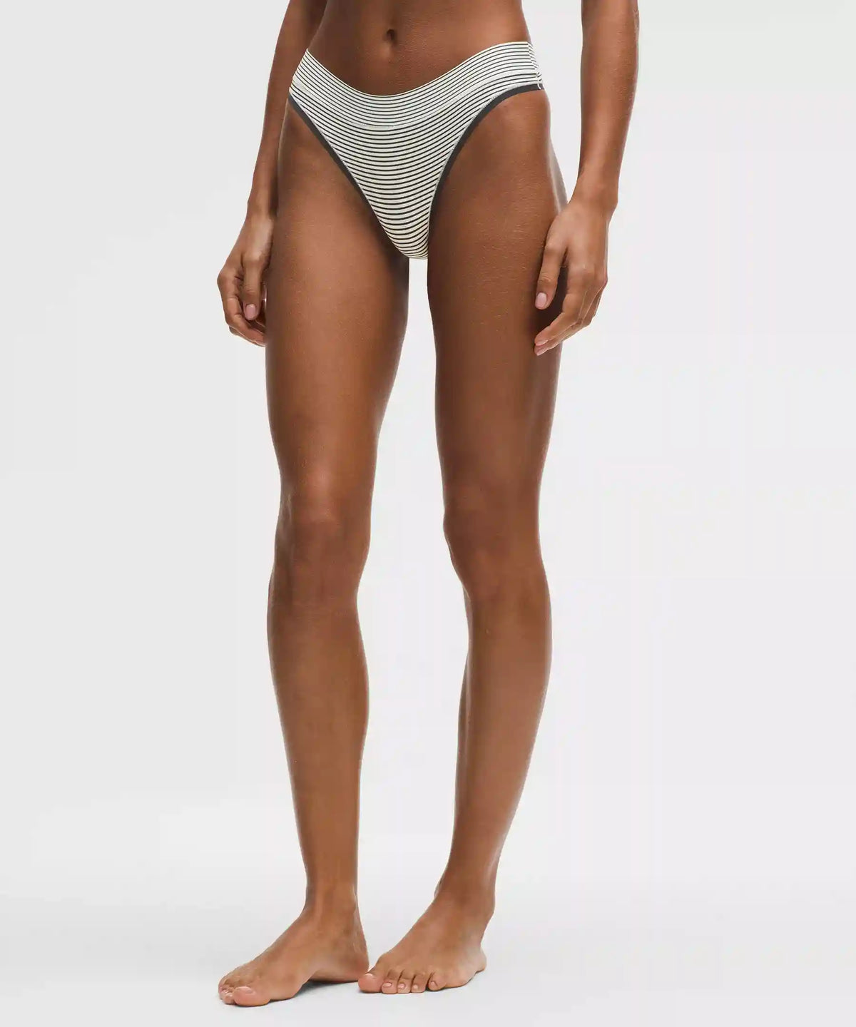 UnderEase Mid-Rise Thong Underwear *3 Pack