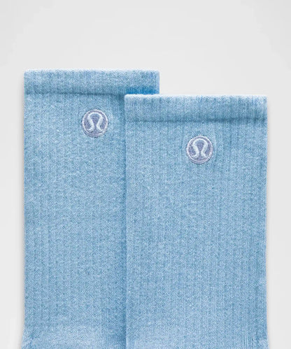 Unisex Daily Essential Crew Socks *3 Pack