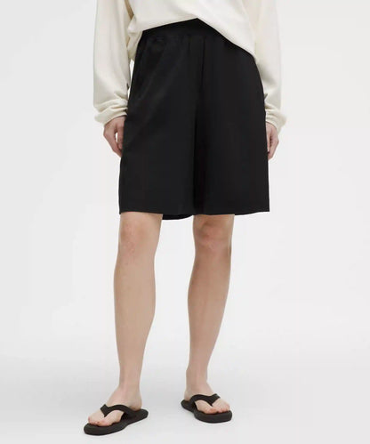 Stretch Woven Ruffle-Waist High-Rise Short 9"