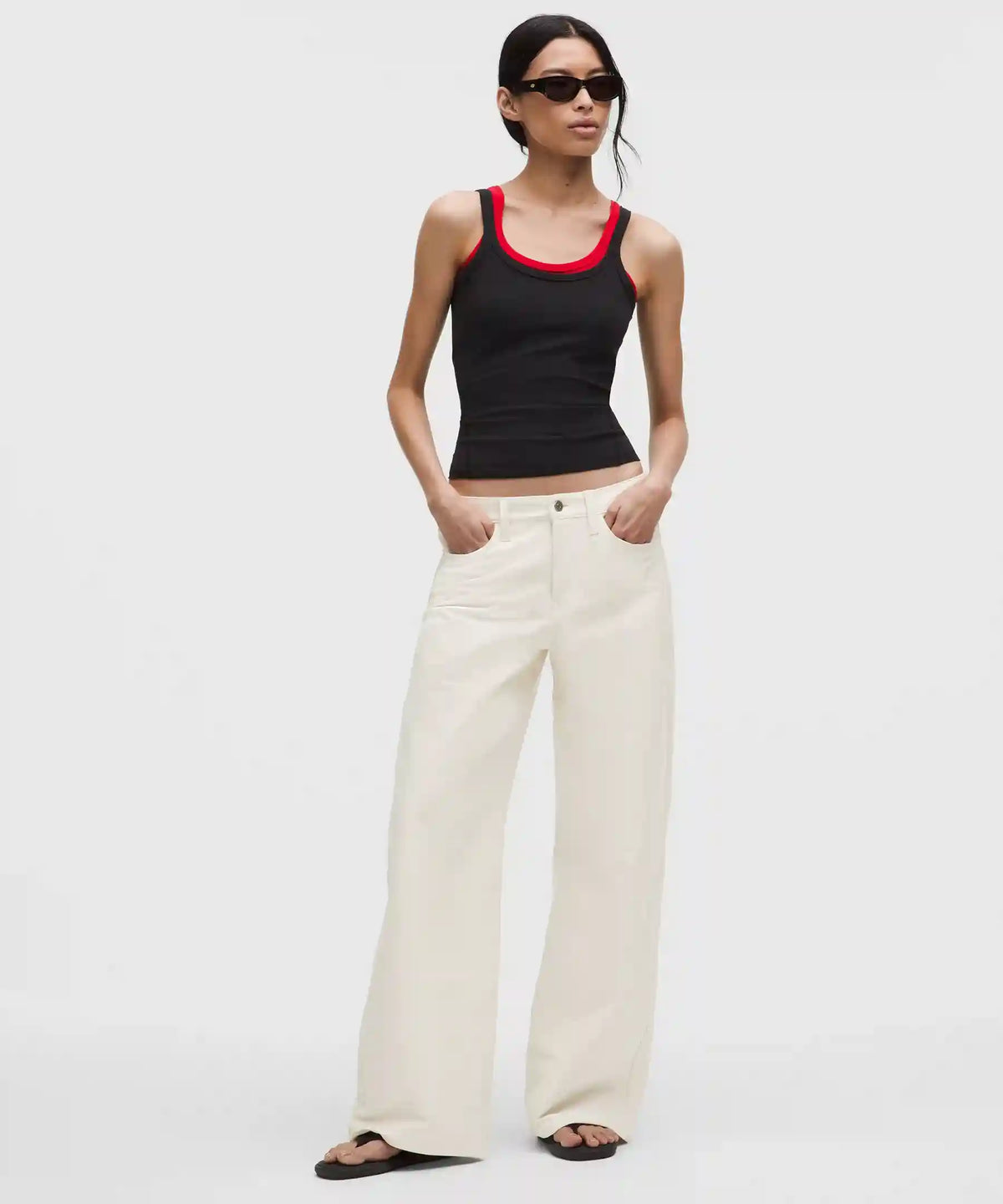 EasyFive Low-Rise Classic Wide-Leg Pant *Regular