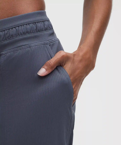 Dance Studio Mid-Rise Cropped Pant