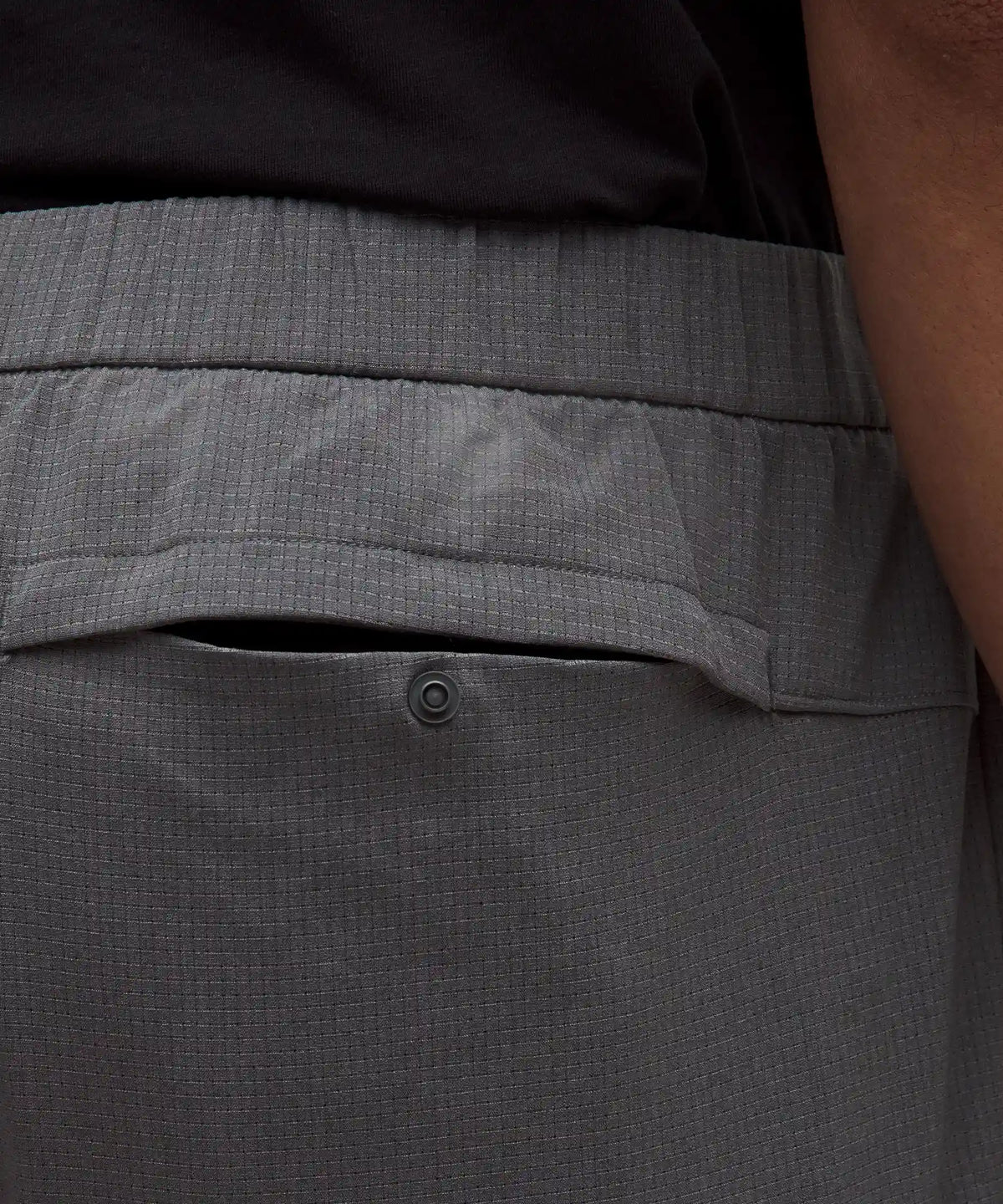 ABC WovenAir Pull-On Short 5"